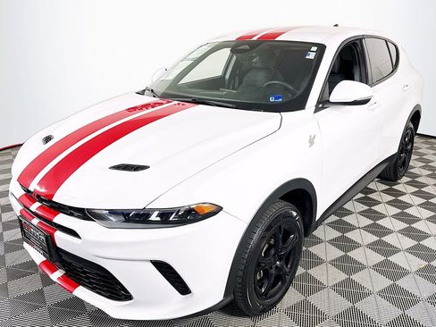 Used 2024 Dodge Hornet GT w/ Cold Weather Group AWD/4WD image 3