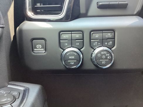 New 2025 GMC Sierra 2500 Denali w/ Max Trailering Package image 24