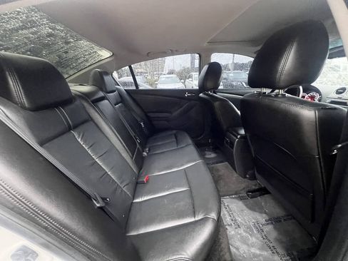Used 2012 Nissan Altima 2.5 SL w/ 2.5SL Pkg FWD image 11