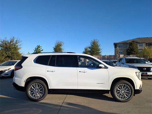 New 2026 GMC Acadia Denali w/ Super Cruise Package image 3