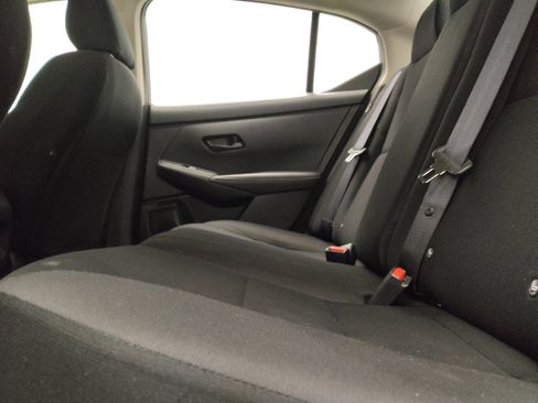 Used 2025 Nissan Sentra S FWD image 18