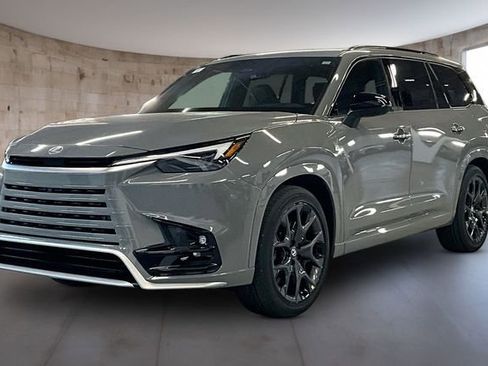 New 2026 Lexus TX 500h AWD image 2