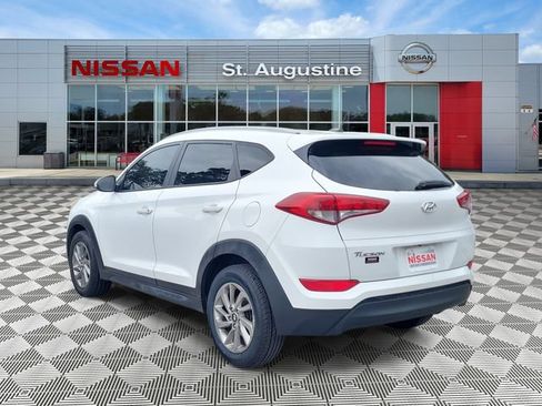 Used 2016 Hyundai Tucson SE w/ Option Group 02 FWD image 4