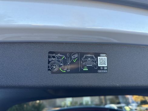 Used 2025 Audi Q5 Premium Plus w/ Premium Plus image 58