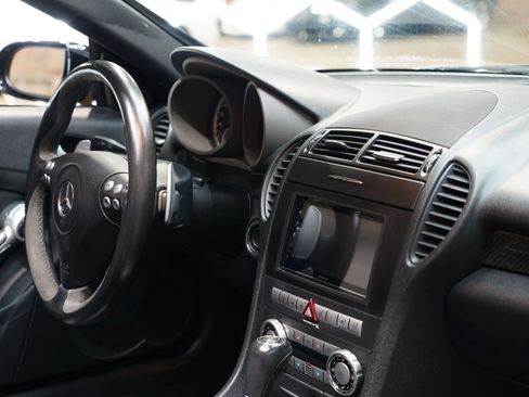 Used 2007 Mercedes-Benz SLK 55 AMG image 60