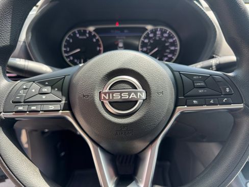 Used 2024 Nissan Sentra SV FWD image 37