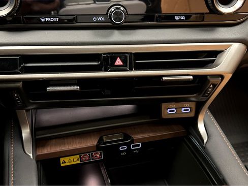 New 2026 Lexus RX 350h AWD/4WD image 17