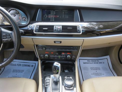 Used 2014 BMW 535i Gran Turismo xDrive image 15