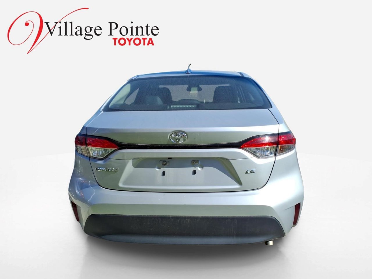 Used 2024 Toyota Corolla LE FWD image 3