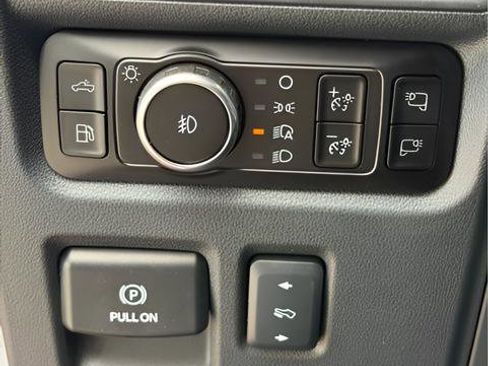 Used 2025 Ford F150 Platinum AWD/4WD image 48
