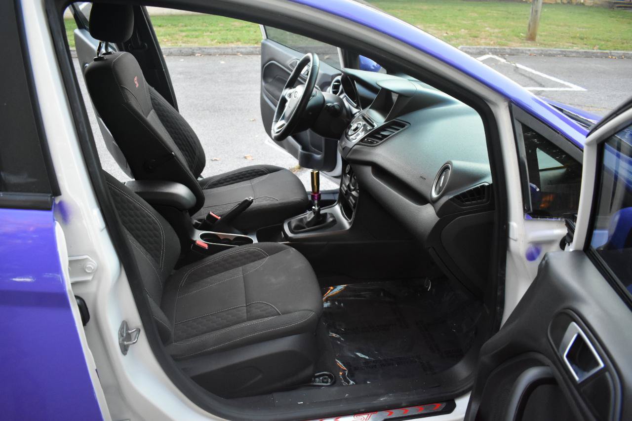 Used 2019 Ford Fiesta ST FWD image 19