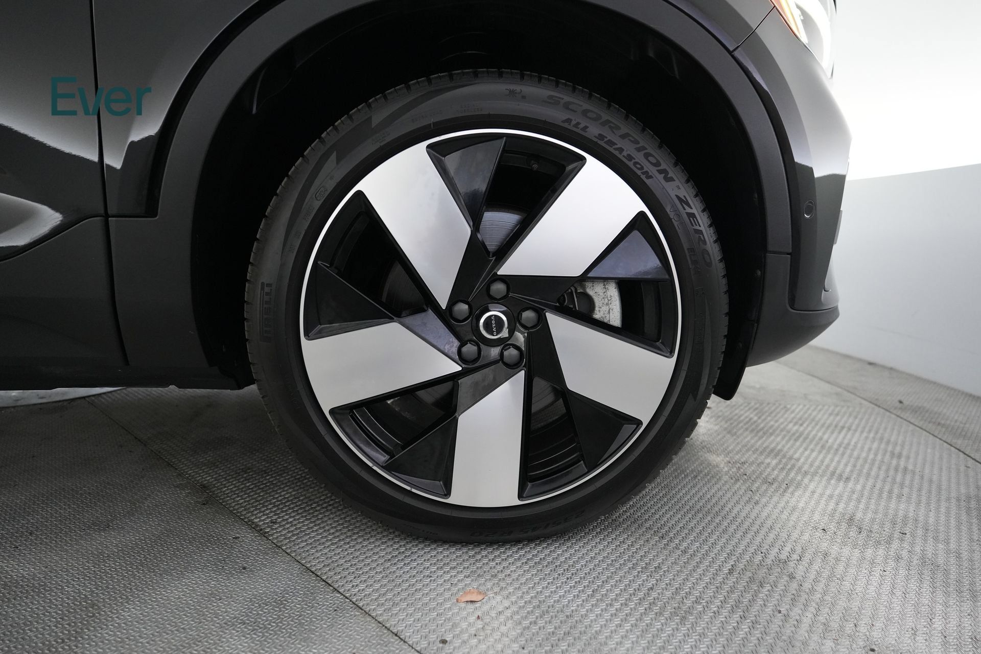 Used 2023 Volvo XC40 Recharge Ultimate AWD/4WD image 20
