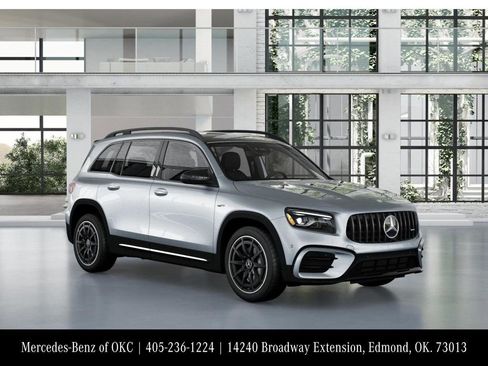 New 2026 Mercedes-Benz GLB 35 AMG 4MATIC image 11