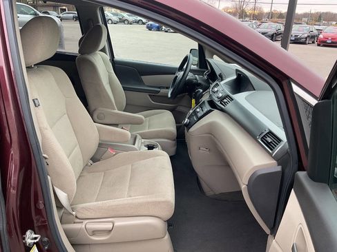 Used 2012 Honda Odyssey EX image 36