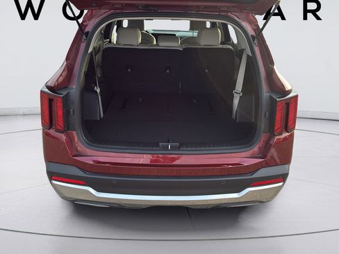 Certified 2025 Kia Sorento S AWD/4WD image 19
