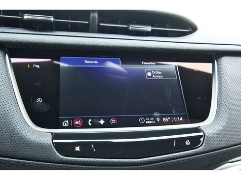 New 2025 Cadillac XT5 Luxury image 17