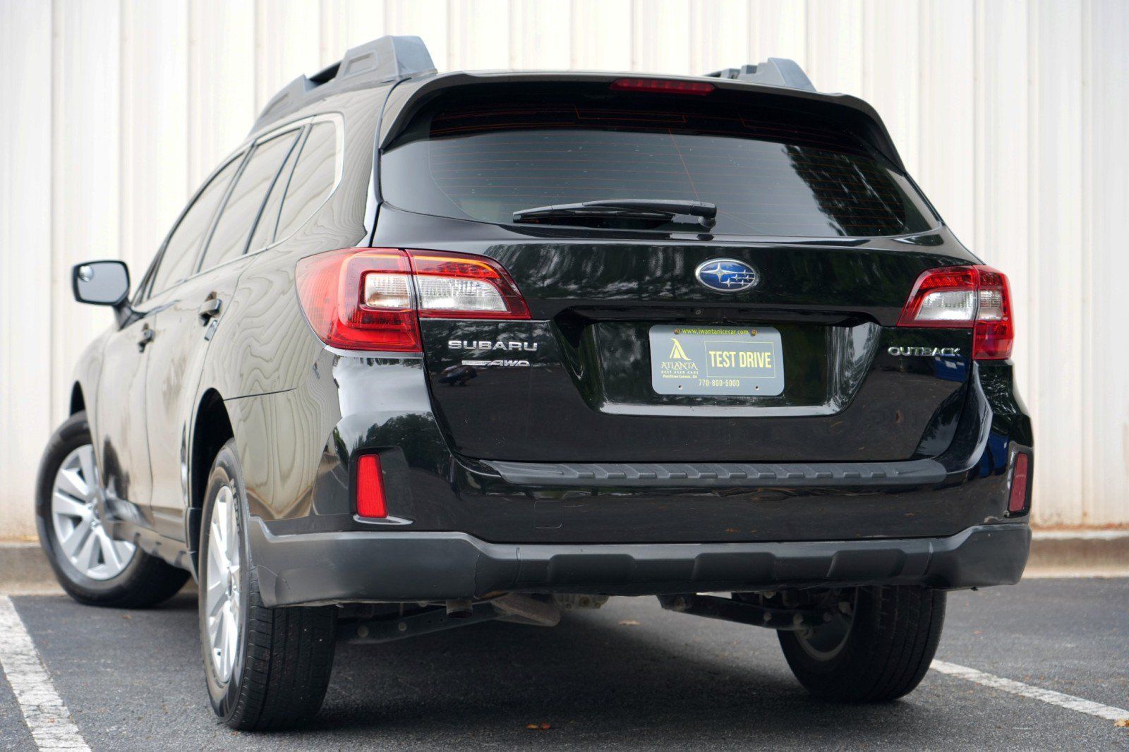 Used 2017 Subaru Outback 2.5i AWD/4WD image 5