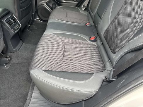 Used 2019 Subaru Forester Premium AWD/4WD image 15