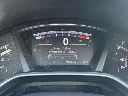 Used 2018 Honda CR-V Touring image 2