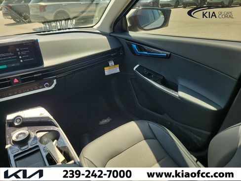 New 2026 Kia EV6 Light RWD image 16