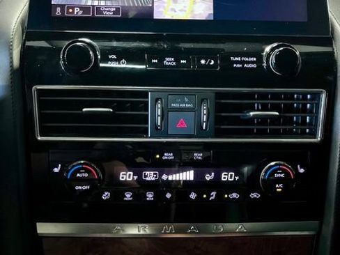 Used 2022 Nissan Armada SL RWD image 16