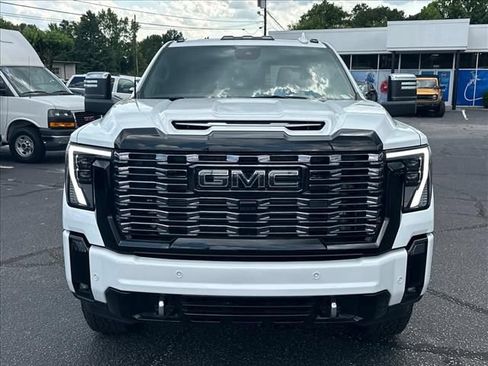 New 2026 GMC Sierra 2500 Denali Ultimate AWD/4WD image 4