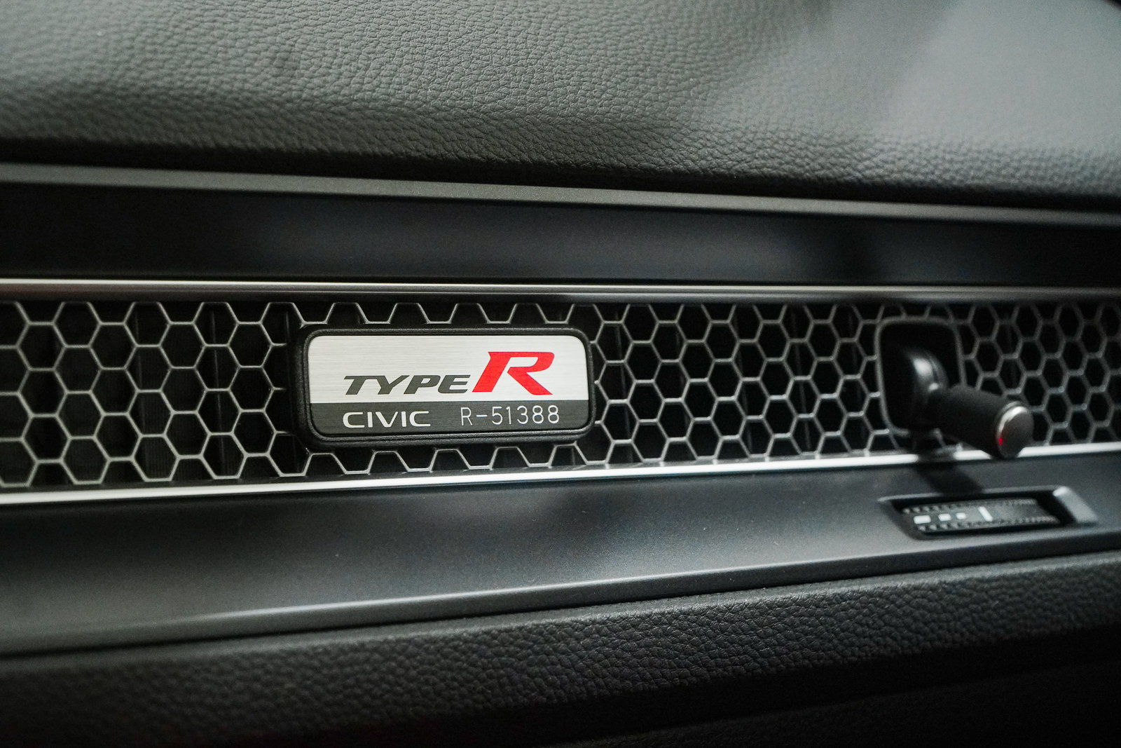 Used 2025 Honda Civic Type R image 38