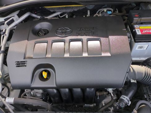 Used 2020 Toyota C-HR LE image 22