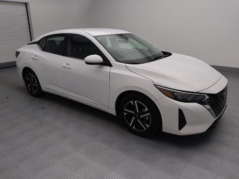 Used 2024 Nissan Sentra SV image 11