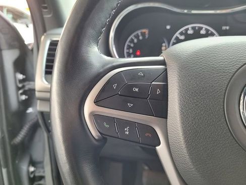 Certified 2021 Jeep Grand Cherokee Laredo X image 13