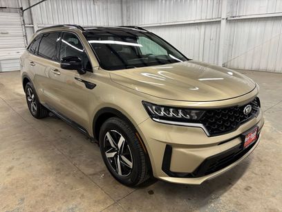 Used 2021 Kia Sorento S w/ Panoramic Sunroof Package