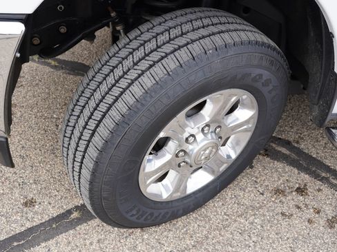 Certified 2026 RAM 2500 Big Horn AWD/4WD image 13