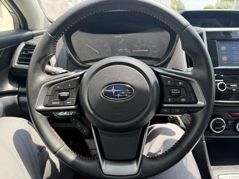 Used 2022 Subaru Crosstrek 2.0i Premium AWD/4WD image 11