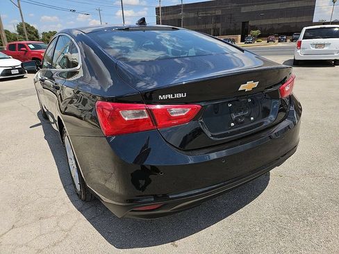 Used 2025 Chevrolet Malibu LT FWD image 5