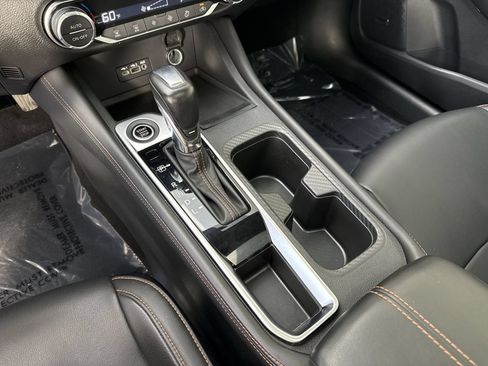 Used 2023 Nissan Sentra SR w/ SR Premium Package FWD image 18