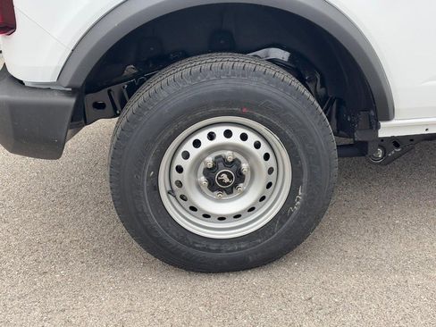 New 2025 Ford Bronco Base 4 Door 4x4 image 4