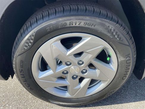 New 2026 Hyundai Kona SE image 5