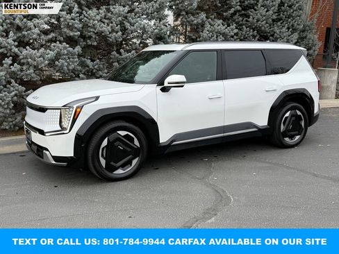 Used 2024 Kia EV9 Land image 1