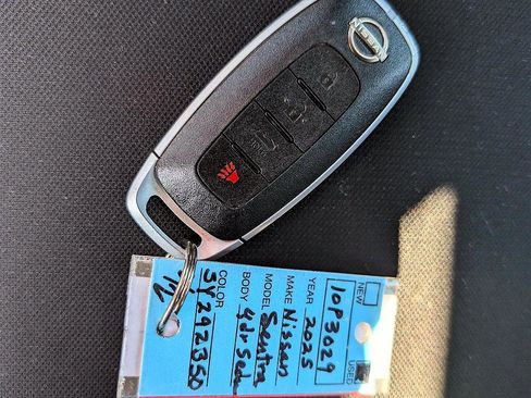Used 2025 Nissan Sentra SV FWD image 30