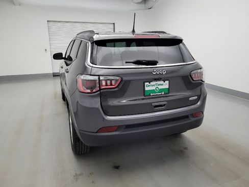 Used 2018 Jeep Compass Latitude w/ Popular Equipment Group FWD image 6