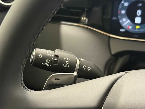 Certified 2026 Land Rover Range Rover Evoque S image 23