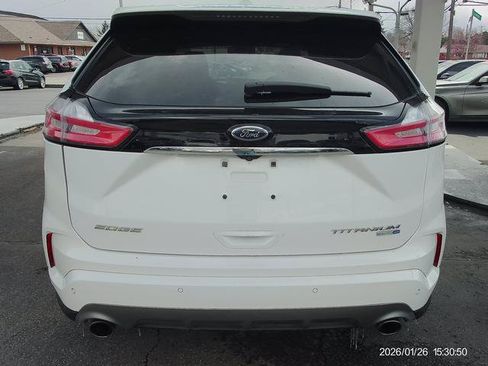 Used 2020 Ford Edge Titanium w/ Equipment Group 301A AWD/4WD image 4