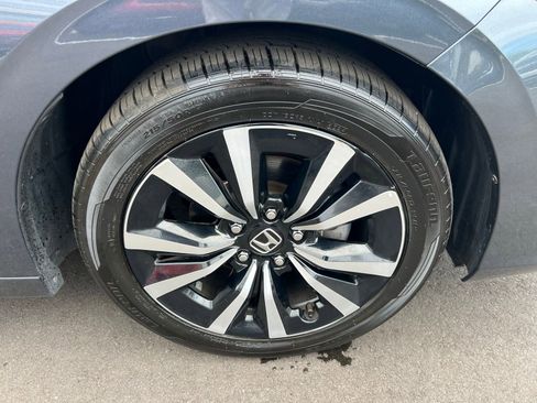 Used 2023 Honda Civic EX-L image 14