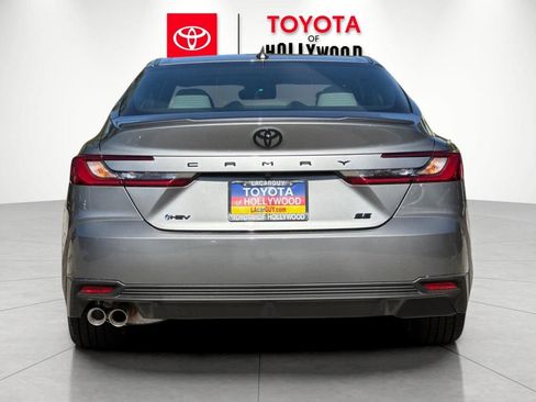 New 2026 Toyota Camry SE image 5