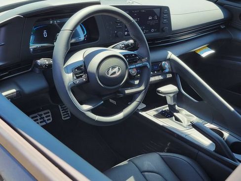 New 2026 Hyundai Elantra SEL Sport FWD image 5