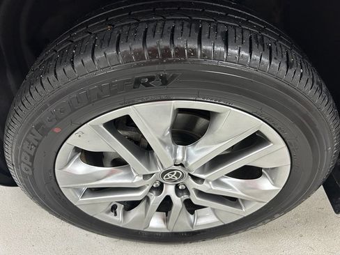 Used 2024 Toyota RAV4 XLE Premium w/ Weather Package AWD/4WD image 9