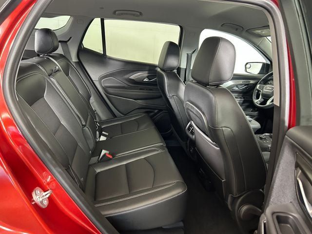 Used 2023 GMC Terrain SLT w/ Elevation Edition FWD image 26