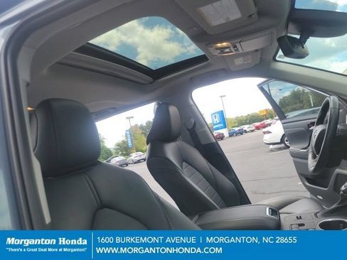 Used 2023 Toyota Highlander XLE FWD image 35
