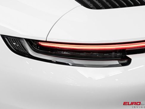 Used 2024 Porsche 911 Carrera S RWD image 18