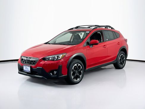 Used 2023 Subaru Crosstrek 2.0i Premium image 1